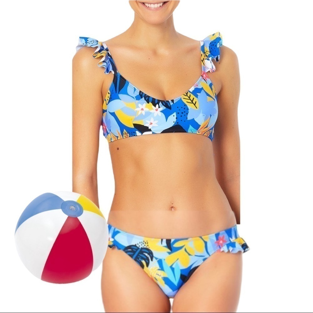 No Boundaries Ruffle Top and Matching Bottom Floral XL (Women’s L)